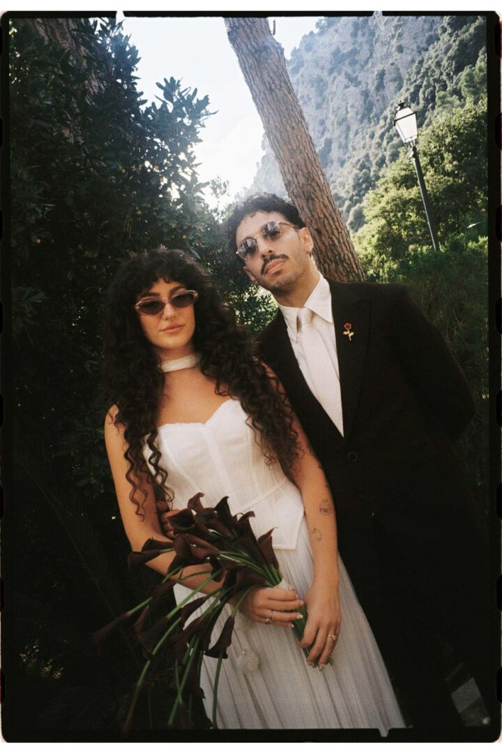 ANTI BRIDE WEDDING PHOTOGRAPHER AND SUPER 8